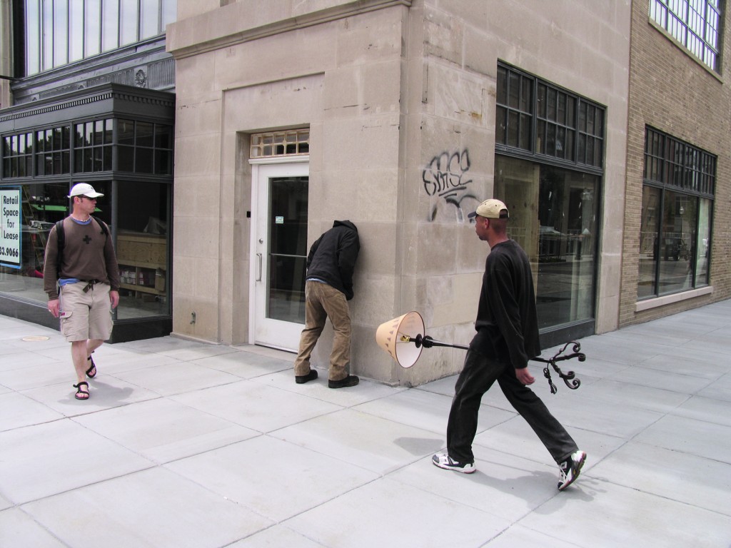 Embed Series, Washington, DC, 2006 by Mark Jenkins. Image Courtesy of Gestalten.