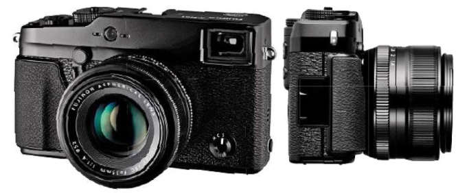 X-Pro1 - one of the first images leaked by French mag Reponses Photo (via mirrorless)