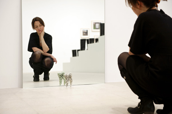David Shrigley, What Decay Looks Like (2001) Photo Linda Nylind