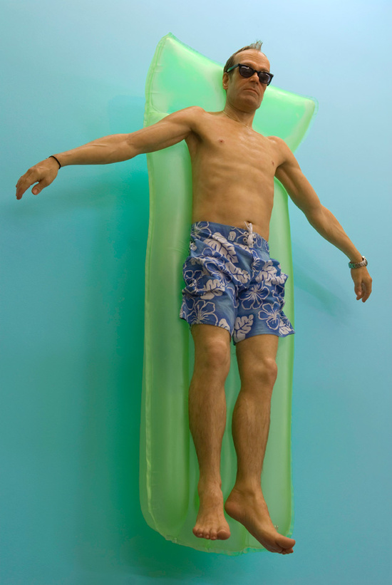 Drift, 2009 - © Ron Mueck (photo via Hauser & Wirth gallery)