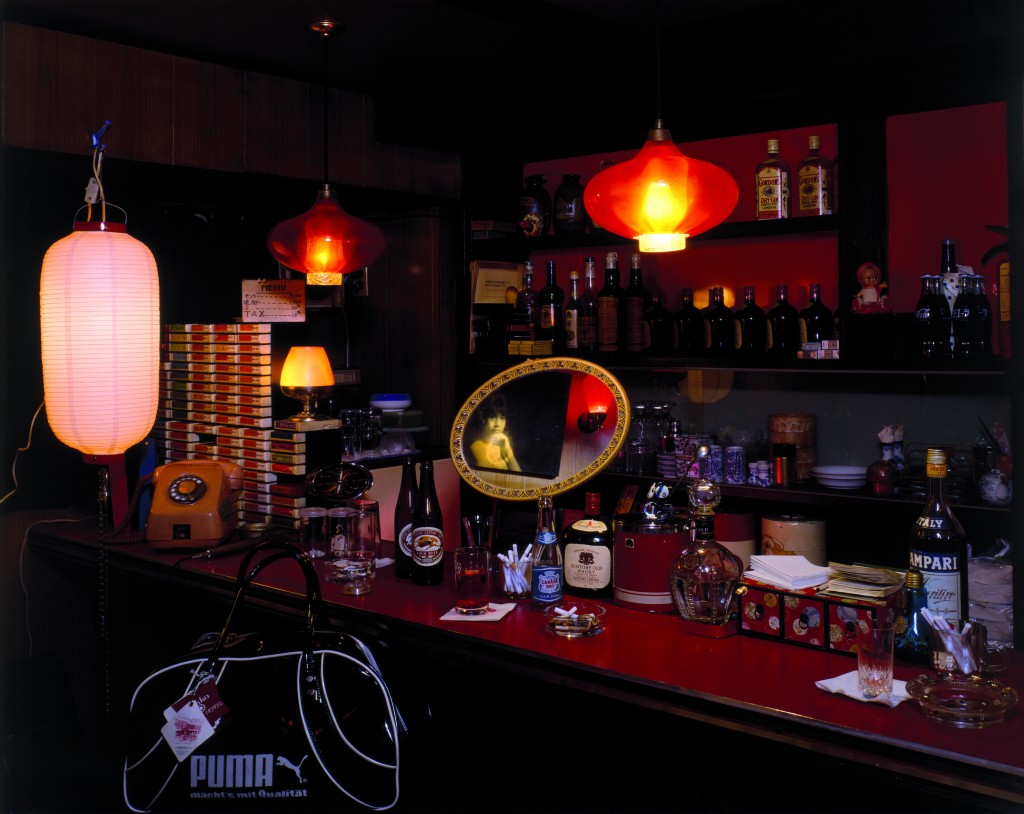 Bar Hakata - (c) Yutaka Takanashi (image courtesy of HCB Foundation)