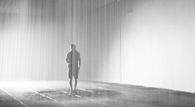 Rain Room installation view2 (all images via rAndom Int.)