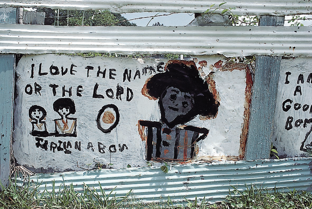 Mary T. Smith - Wall paint (Image via Christian Berst gallery)