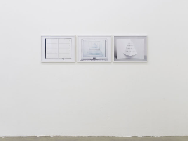 eclipse99 exhibition view (2014). Image courtesy KLEMM'S.