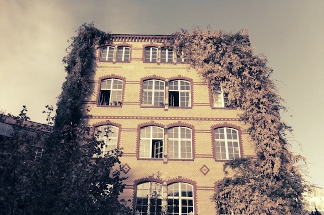 agorabuilding2-copy