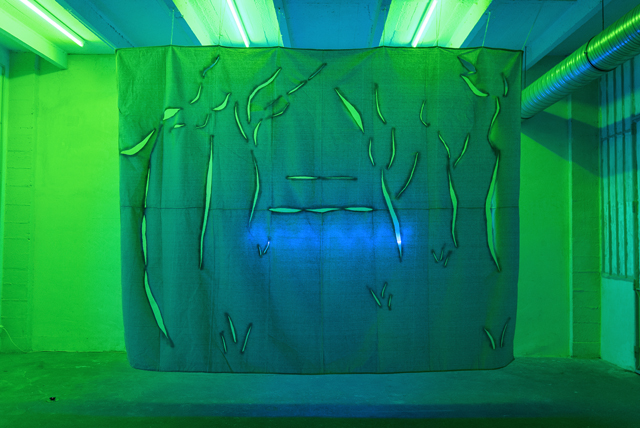 3Adam Cruces, Un Coucher de Soleil (2014) @ Exo. Courtesy the artist and the gallery.