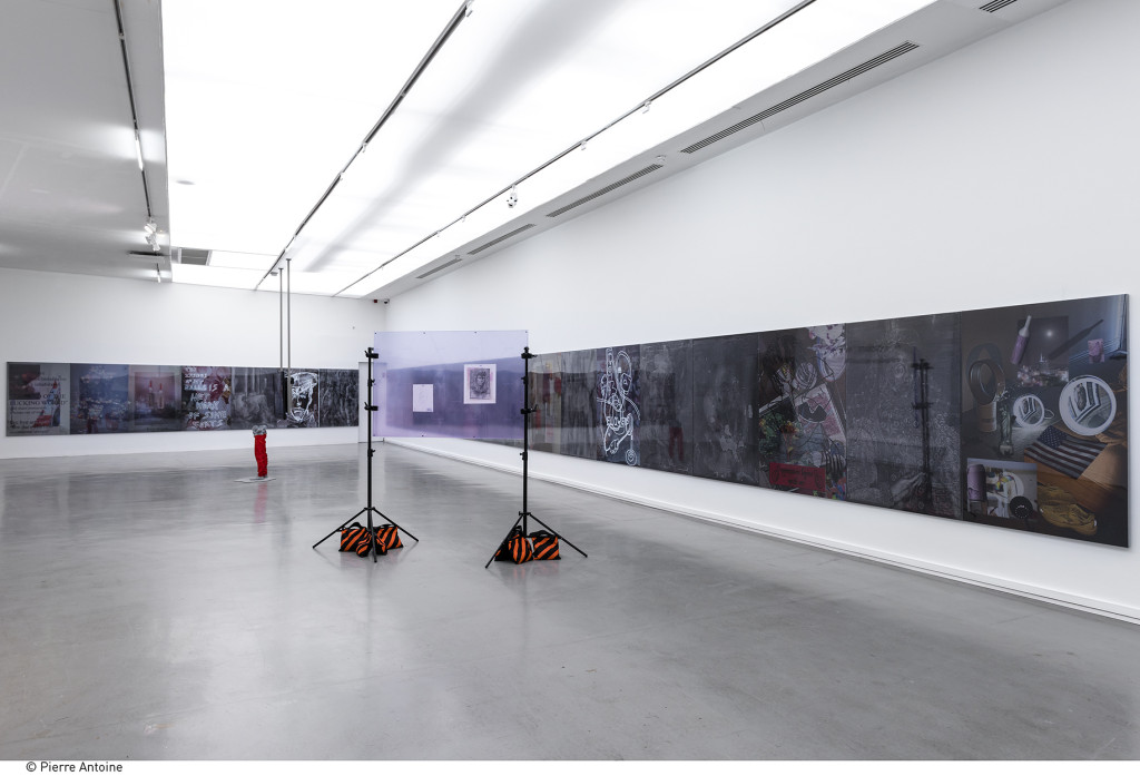 Co-Workers – Network as Artist (2015). Exhibition view. Courtesy Musée de l’Art Moderne de la Ville de Paris.