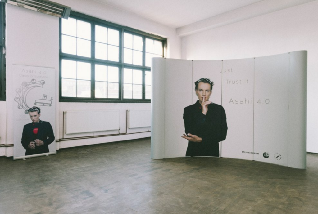 HARD-CORE: STRICTLY DIGITAL (2015) Exhibition view. Courtesy Wyspa Institute of Art, Gdańsk.