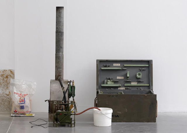 Les ruses de l'intelligence (2015) Exhibition view. Courtesy Parc Saint Léger, Paris.