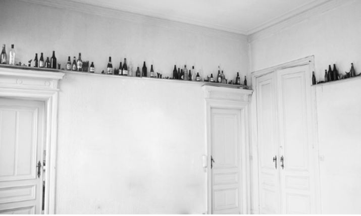 Neighbourhood, Anna Solal (2012). Courtesy the artist.