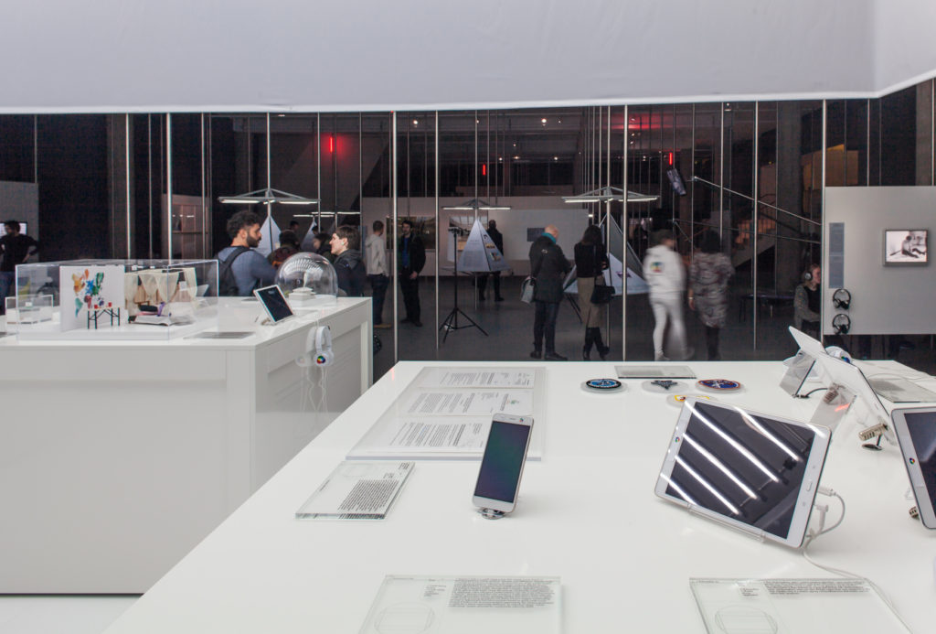 Nervous Systems – Quantified Life and the Social Question (2016). Exhibition view. © Laura Fiorio / Haus der Kulturen der Welt, Berlin.