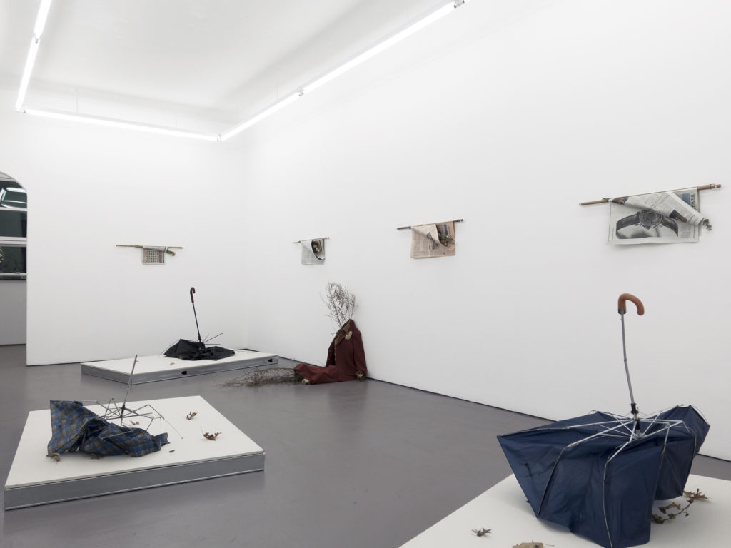 Brian Khek, Poorly Planned Honor Racks (2016). Exhibition view. Courtesy American Medium, New York.