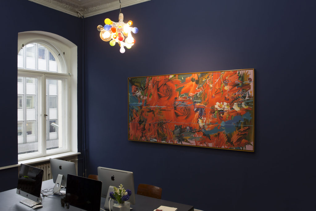 Petra Cortright, die Rose (2016). Exhibition view. Courtesy Société, Berlin.
