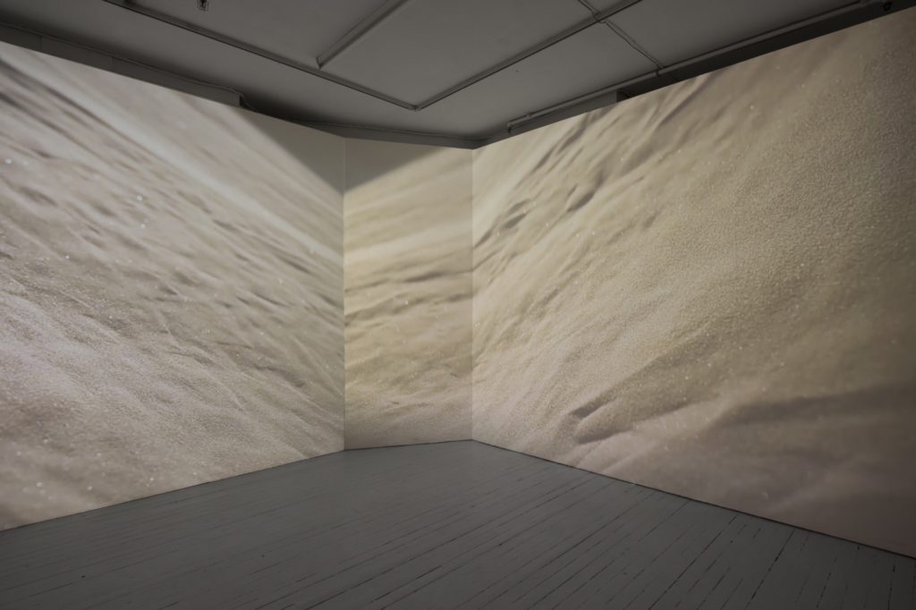 Hannah Mjølsnes + Noon Tran, Spirit Matter (2016). Installation view. Courtesy Podium, Oslo. 