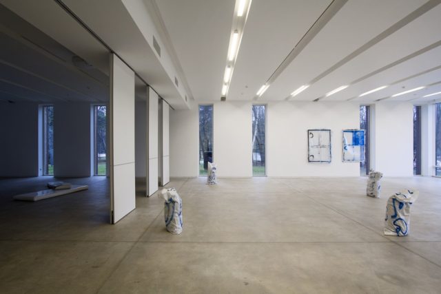 Antoine Donzeaud, A thousand friends (2016). Exhibition view. Courtesy Antoine Donzeaud & Rupert, Vilnius.
