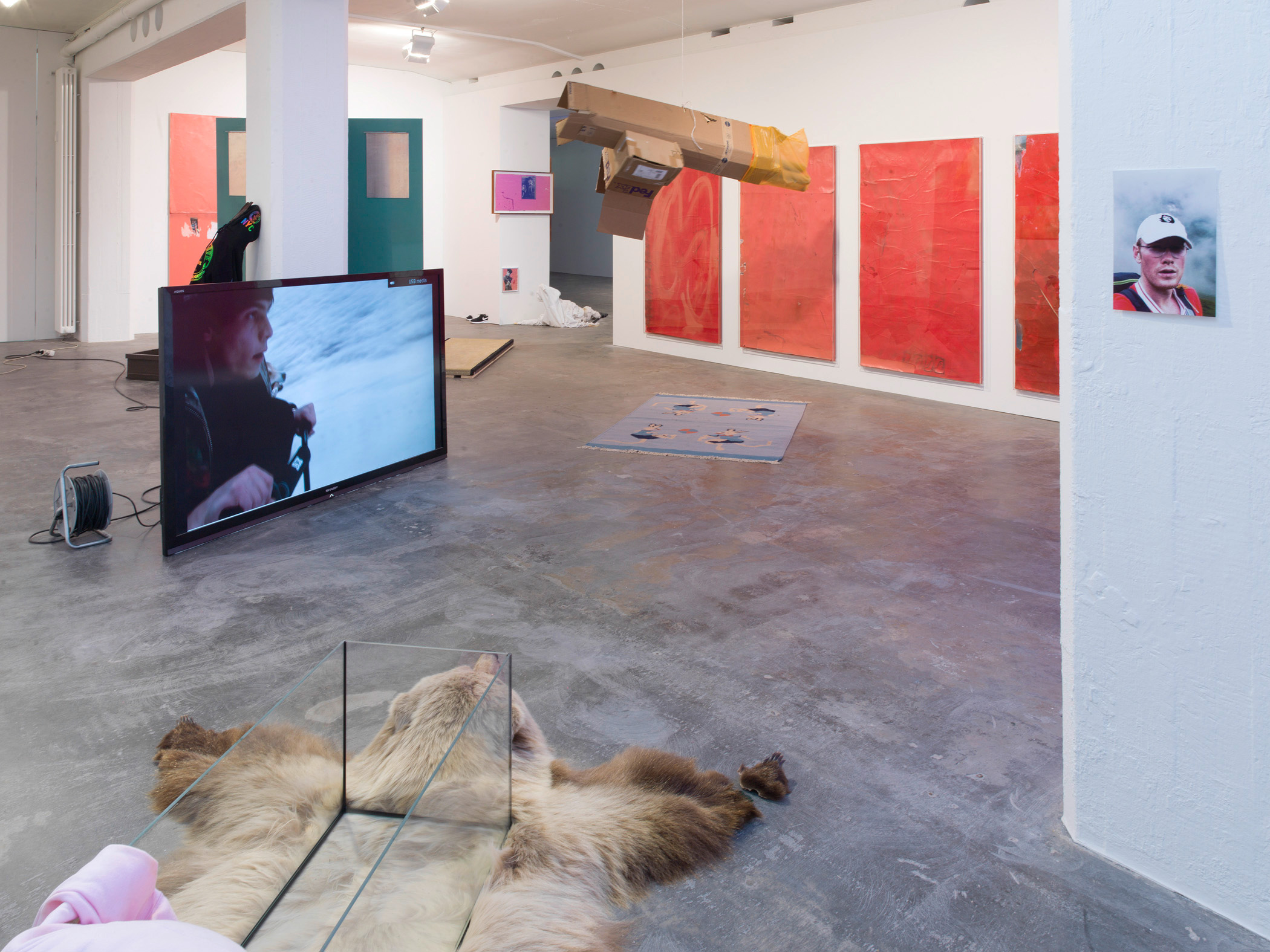 Yves Scherer, Single (2016). Exhibition view. Courtesy Galerie Guido W. Baudach, Berlin.